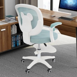 Ergonomiczne krzesło biurowe dla dziecka koloru jasnozielonego, obrotowe, krzesło ma podnóżek i podłokietniki.