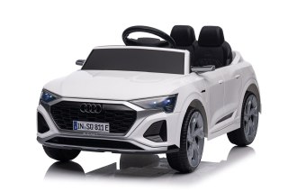 Auto Audi SQ8 białe na akumulator dla dzieci + pilot 2,4 GHz
