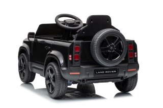 Auto Land Rover Defender czarne na akumulator dla dzieci + pilot R/C