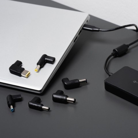 Uniwersalny zasilacz do laptopa 65W Forcell F-Energy USB C + 6 końcówek E856 czarny
