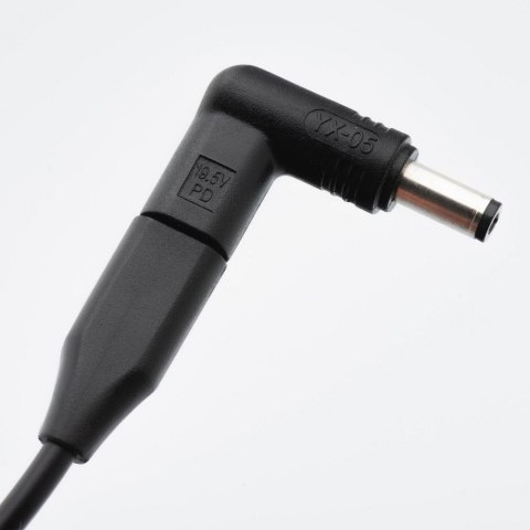 Uniwersalny zasilacz do laptopa 65W Forcell F-Energy USB C + 6 końcówek E856 czarny