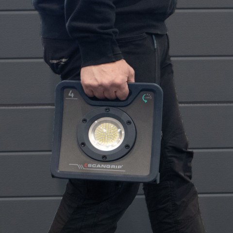 Lampa robocza MULTI-LED z statywem 2m, 4000 lumenów, 29 W, NOVA 4, Scangrip 49.0594